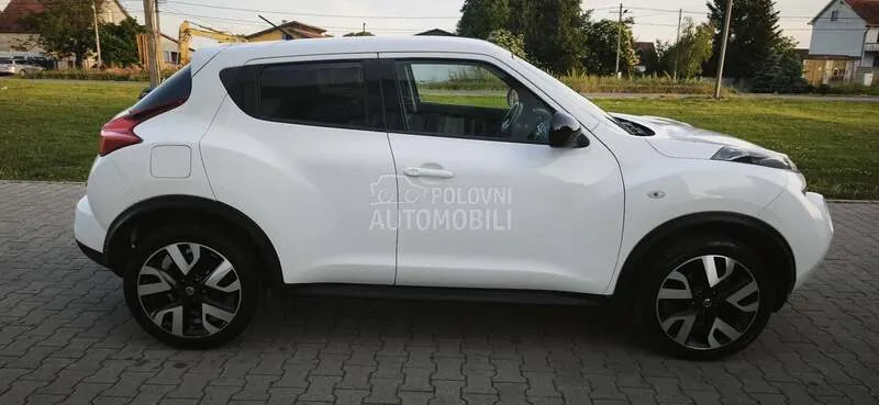 Nissan Juke 2014 photo 4