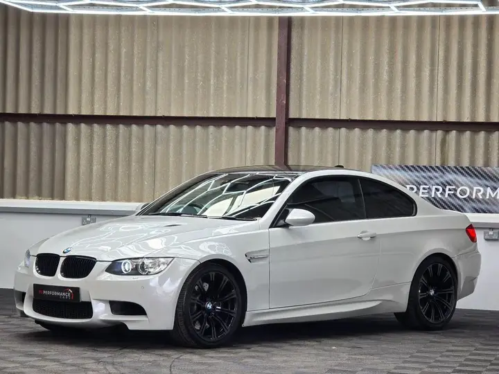 BMW M3 2012 photo 2
