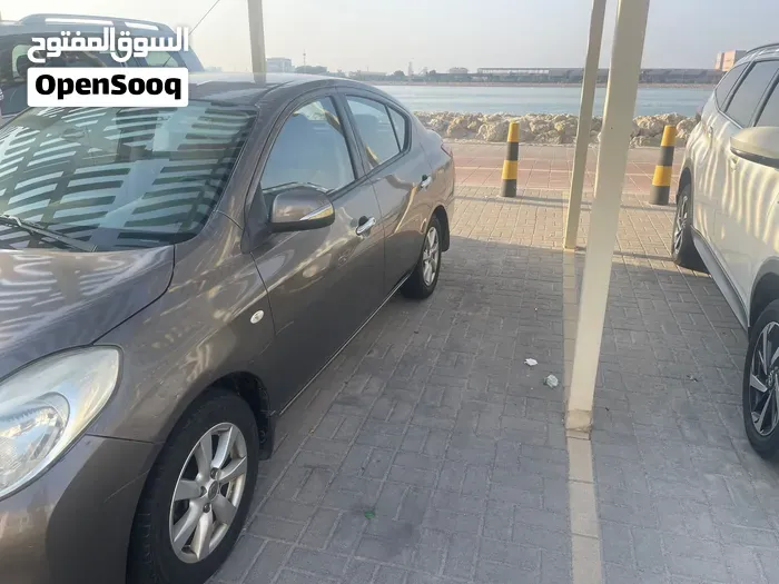 Nissan Sunny 2013 photo 2