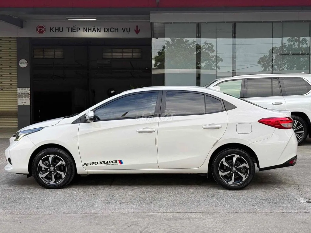 Toyota Vios 2024 photo 4