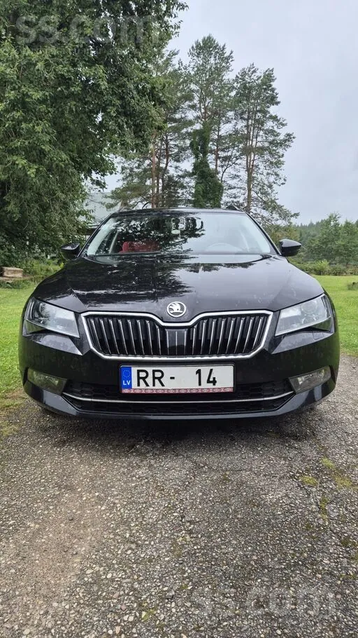 Skoda Superb 2019 photo 3