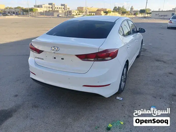 Hyundai Elantra 2017 photo 4