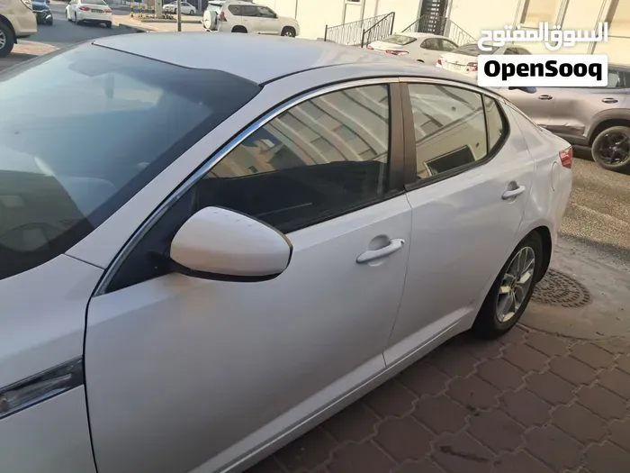Kia Optima 2012 photo 3