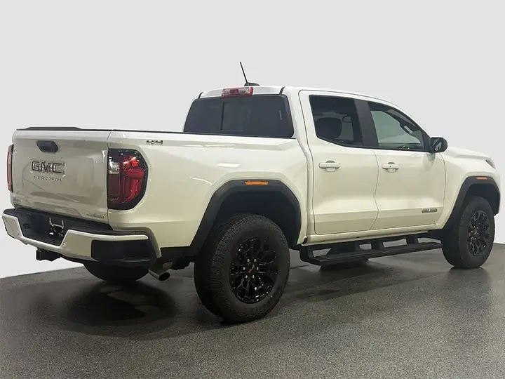 GMC Canyon 2026 photo 3