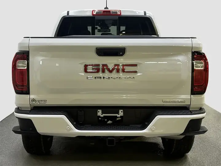 GMC Canyon 2026 photo 4