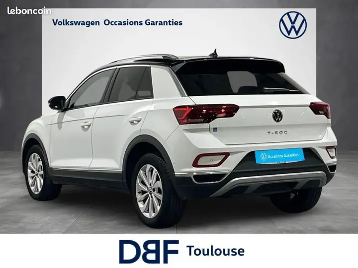 Volkswagen T-Roc 2023 photo 3