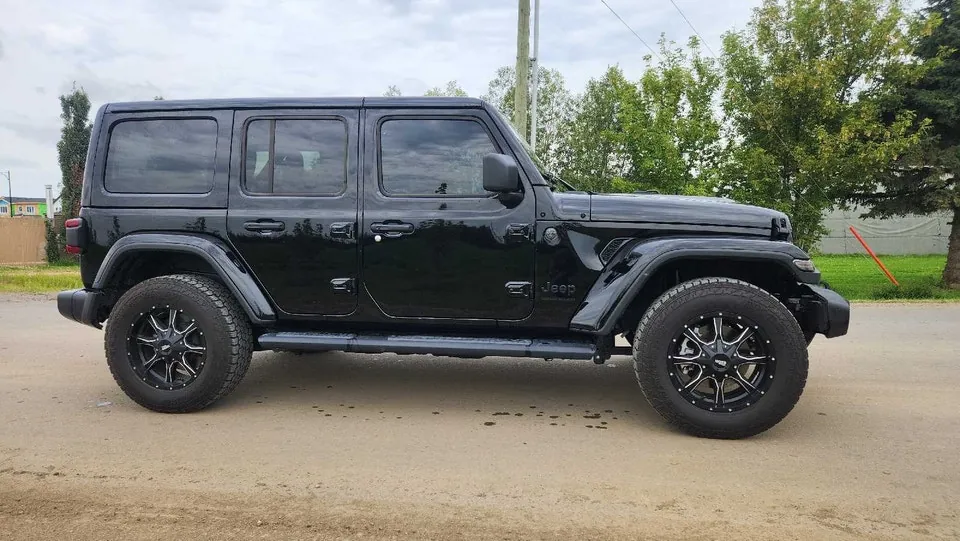Jeep Wrangler 2025 photo 3