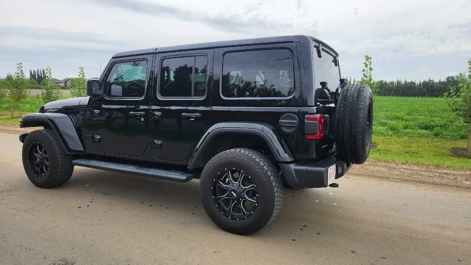 Jeep Wrangler 2025 photo 5