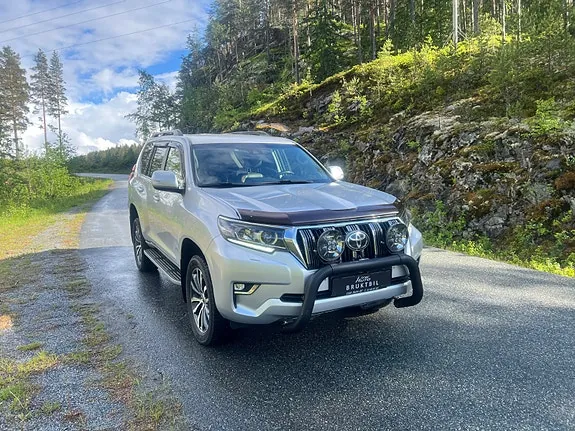 Toyota Land Cruiser 2017 photo 4
