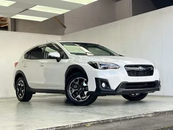 Subaru Xv 2017 photo 2
