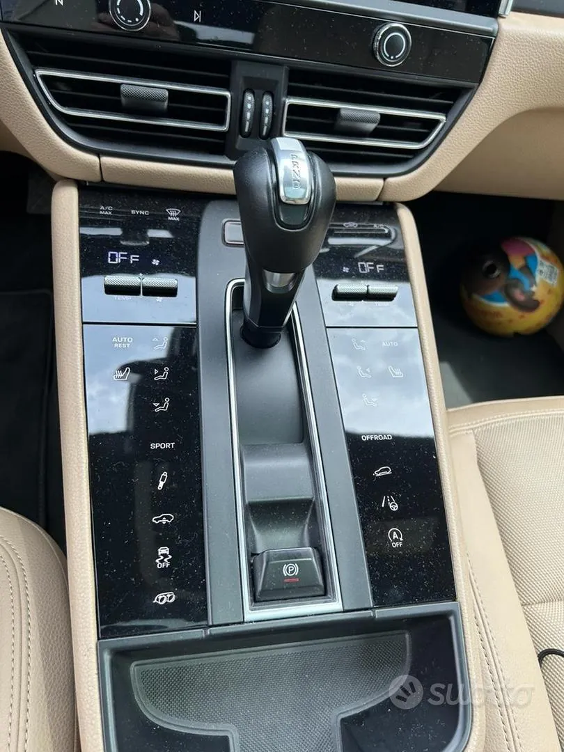 Porsche Macan 2022 photo 5