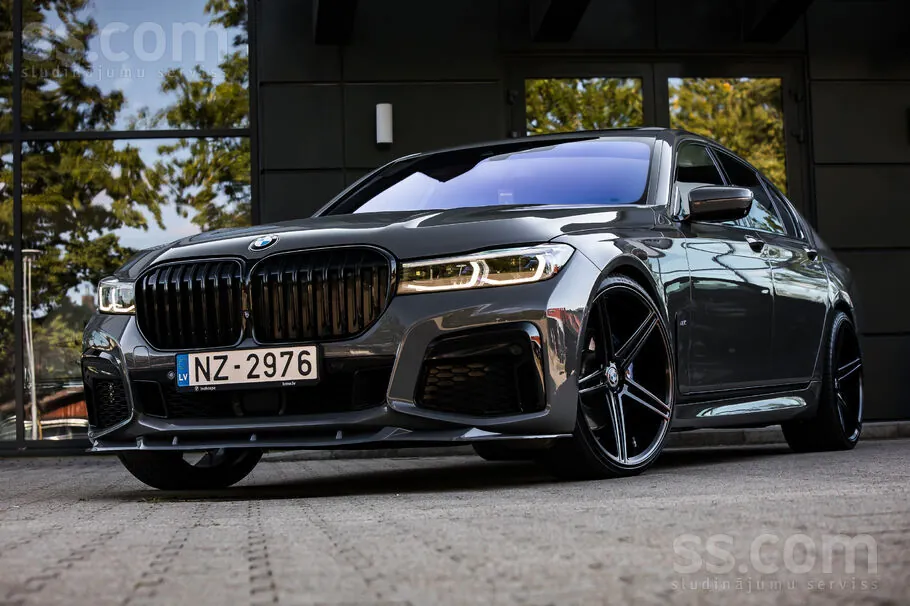 BMW 730