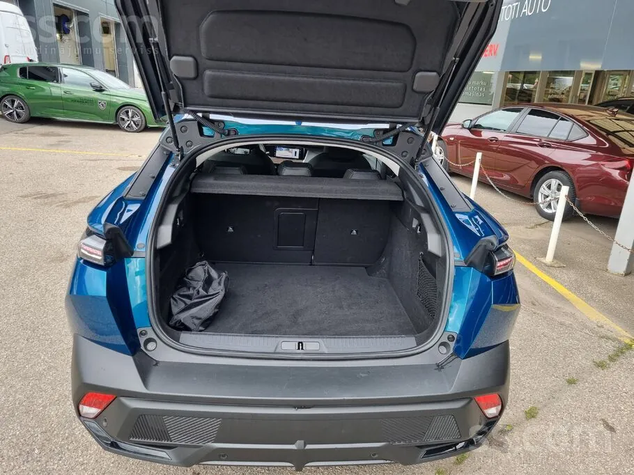 Peugeot 408 2025 photo 5