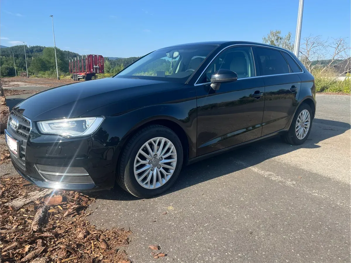 Audi A3 2013 photo 2