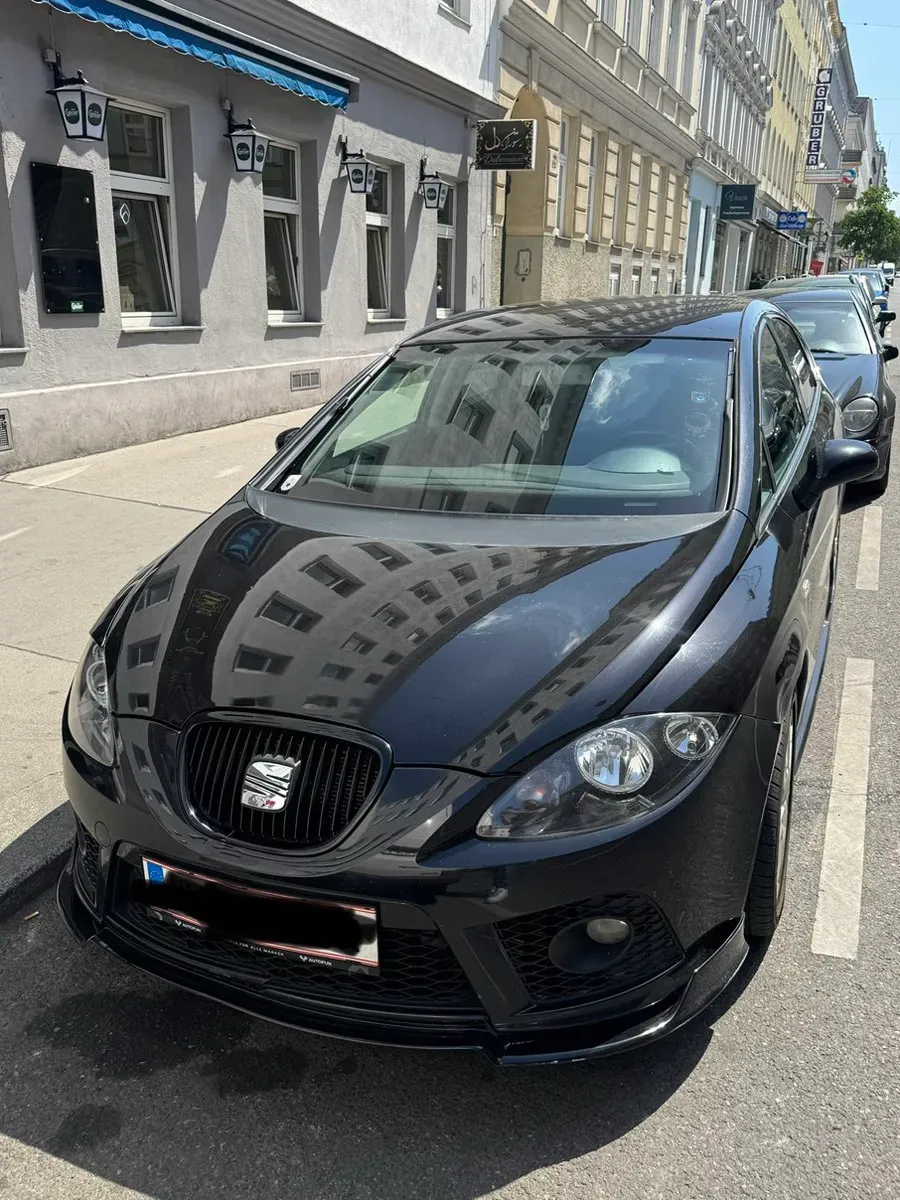 Seat Leon 2007 photo 2