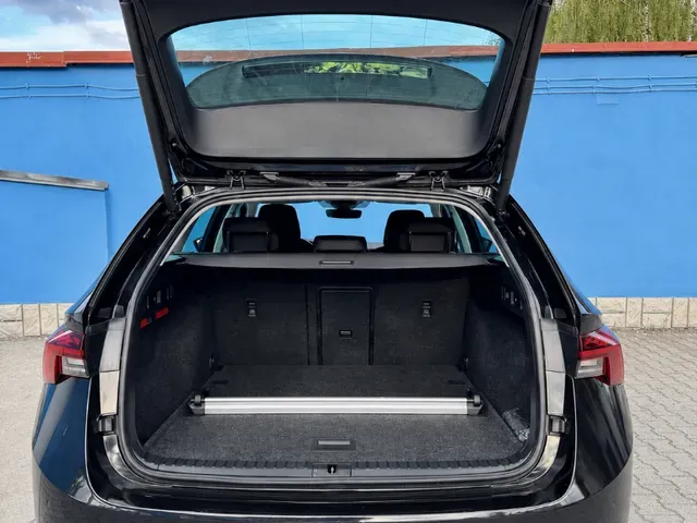 Skoda Octavia Combi 2023 photo 4