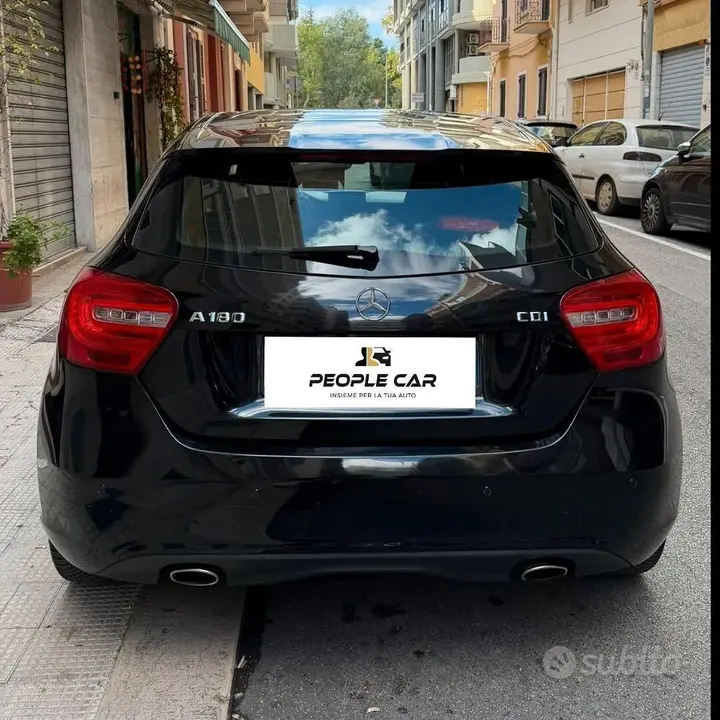 Mercedes-Benz A 2014 photo 3