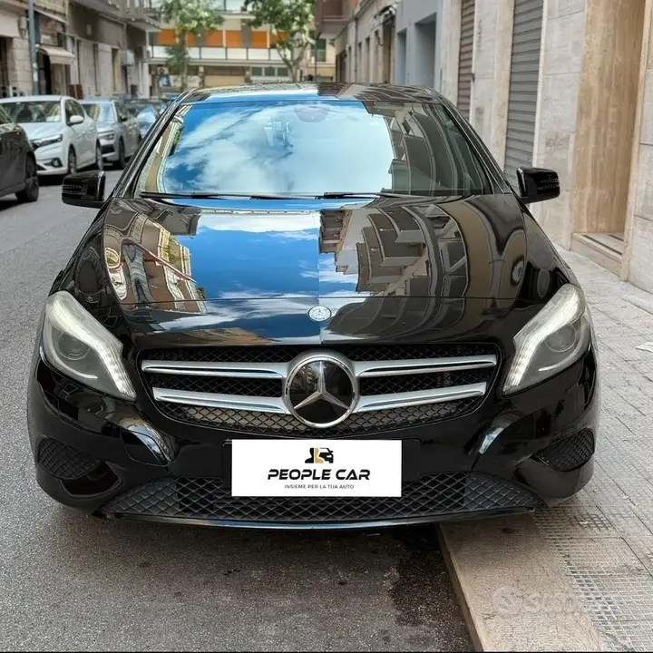 Mercedes-Benz A 2014 photo 2