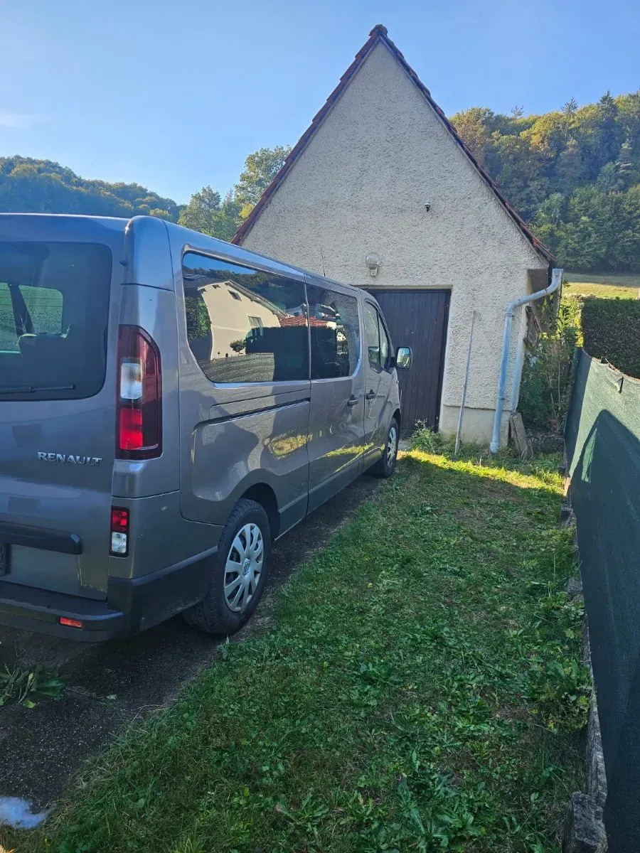 Renault Trafic 2019 photo 2