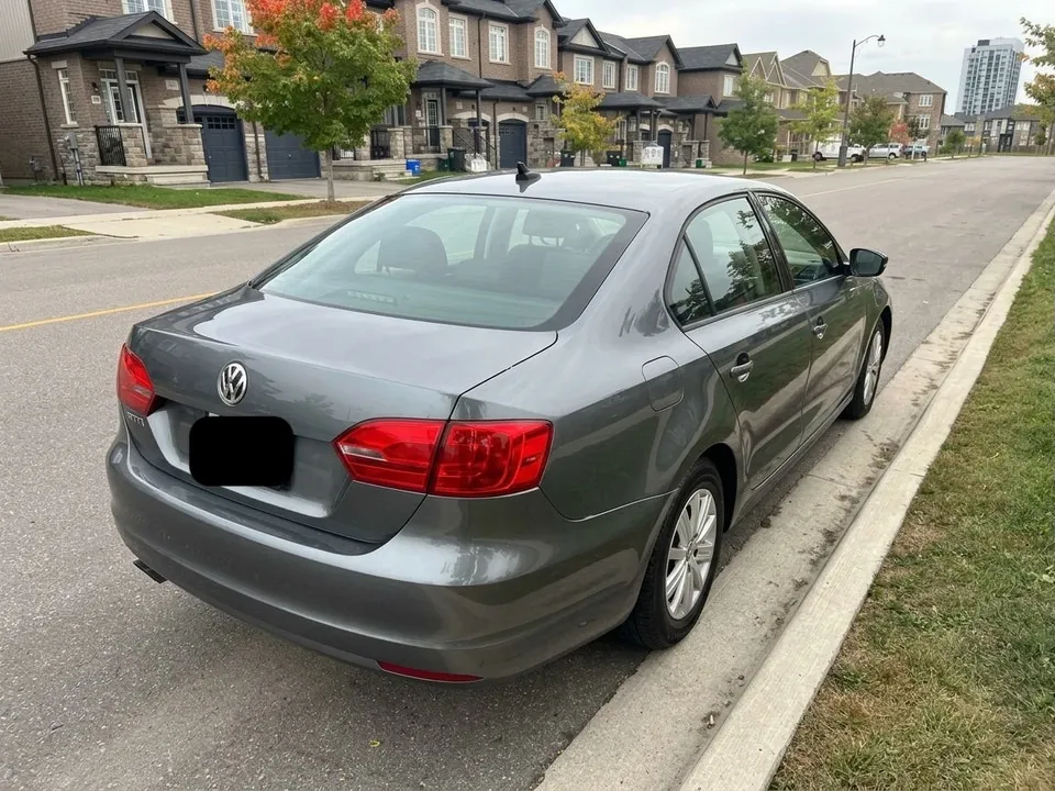 Volkswagen Jetta 2014 photo 2