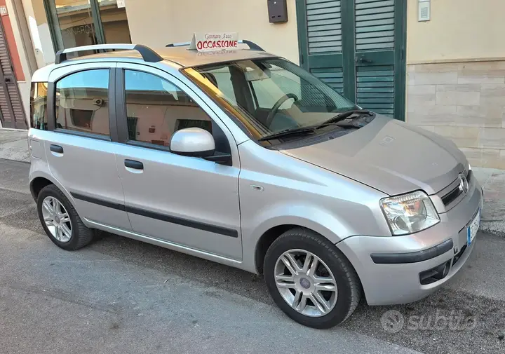 Fiat Panda 2010 photo 2