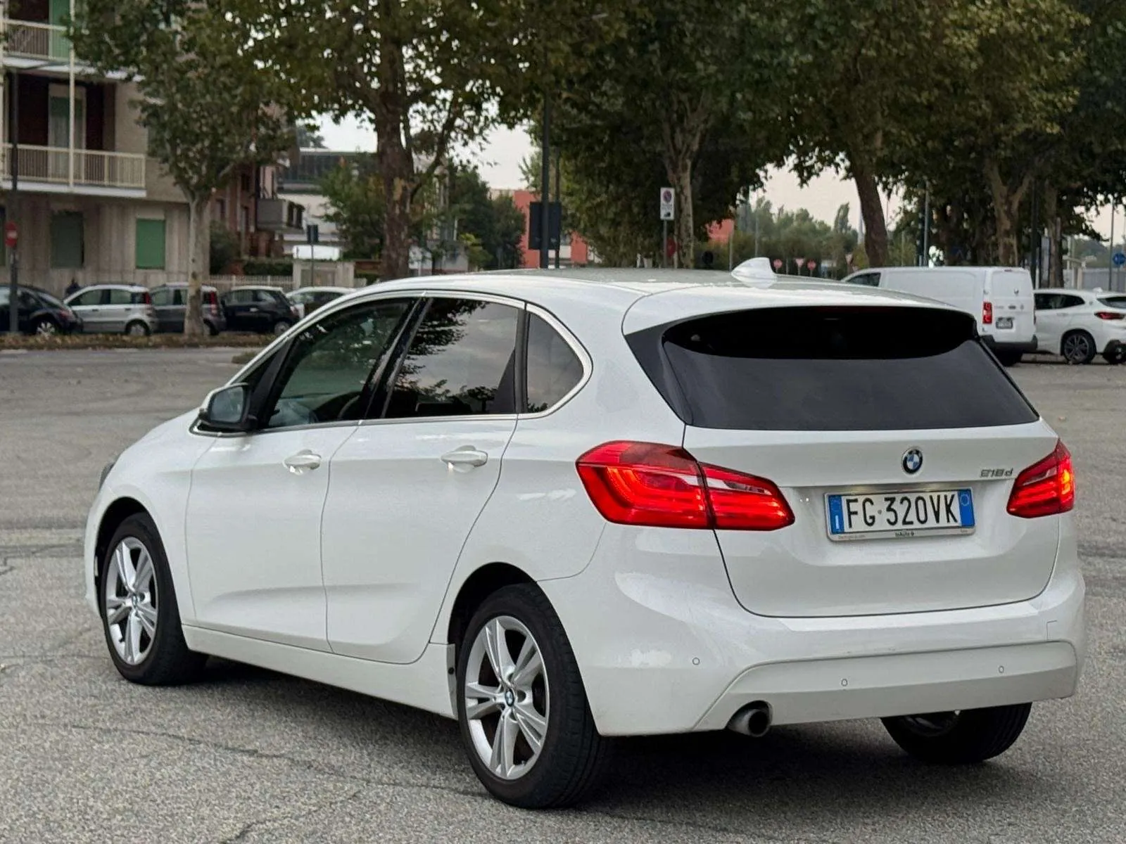 BMW 218D Active Tourer 2017 photo 5