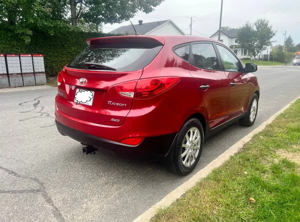 Hyundai Tucson 2012 photo 2