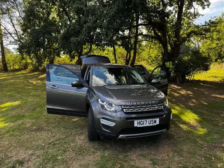 Land Rover Discovery Sport 2017 photo 4