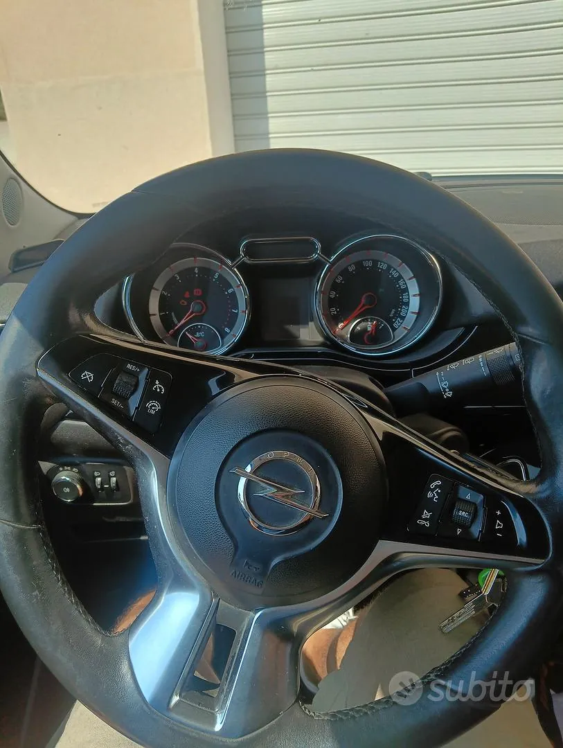 Opel Adam 2013 photo 4