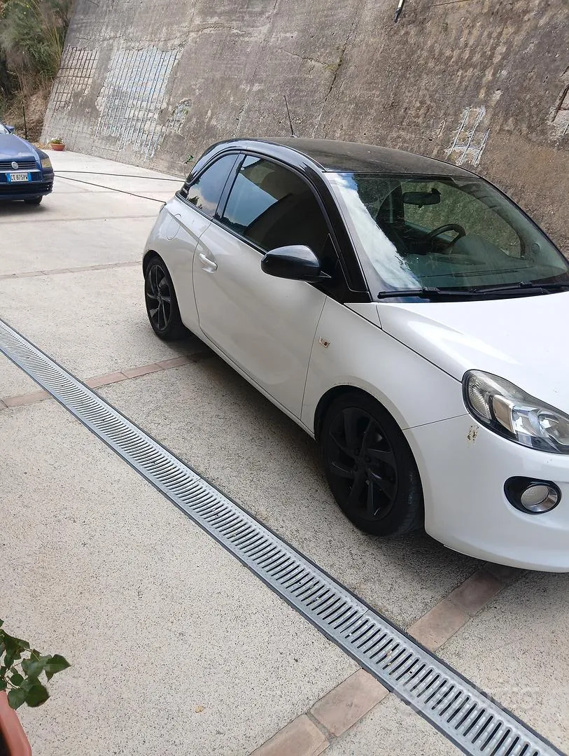 Opel Adam