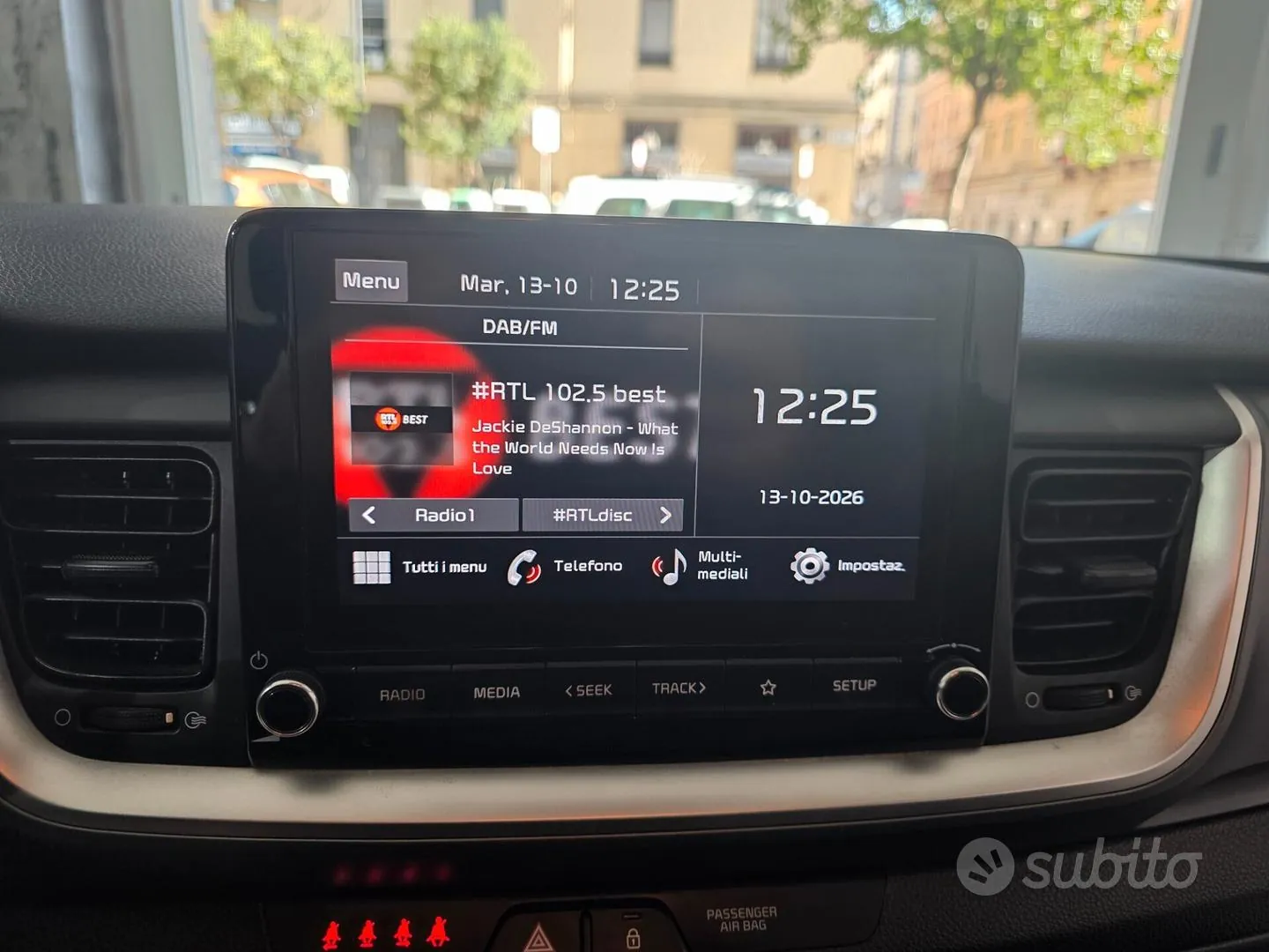 Kia Stonic 2023 photo 5