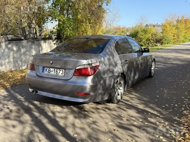 BMW 530 2004 photo 4