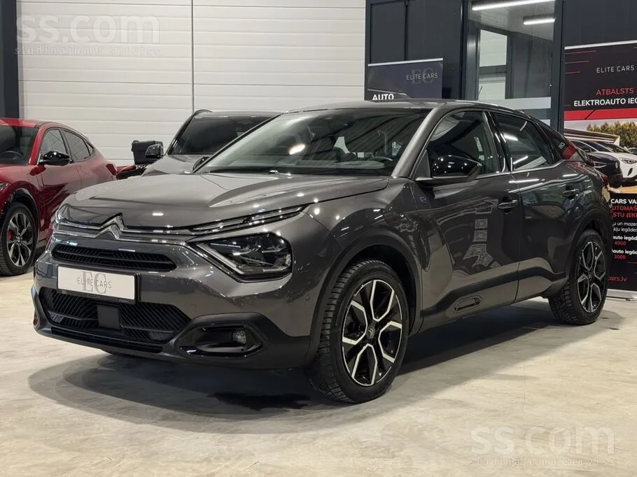 Citroen C4 2022 photo 3