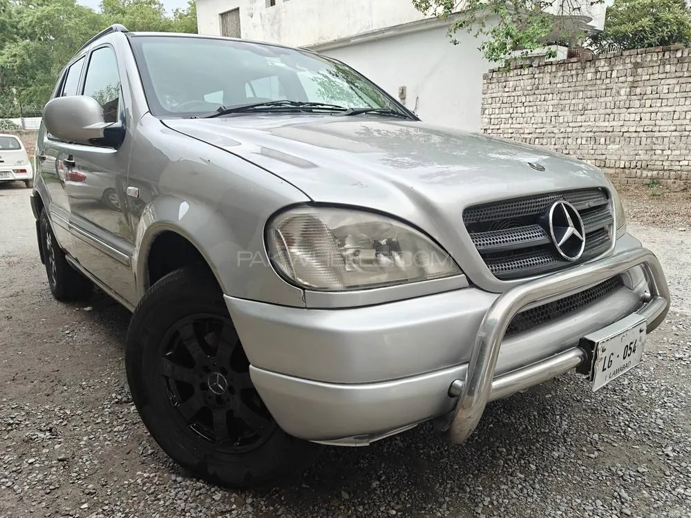Mercedes-Benz M-Class