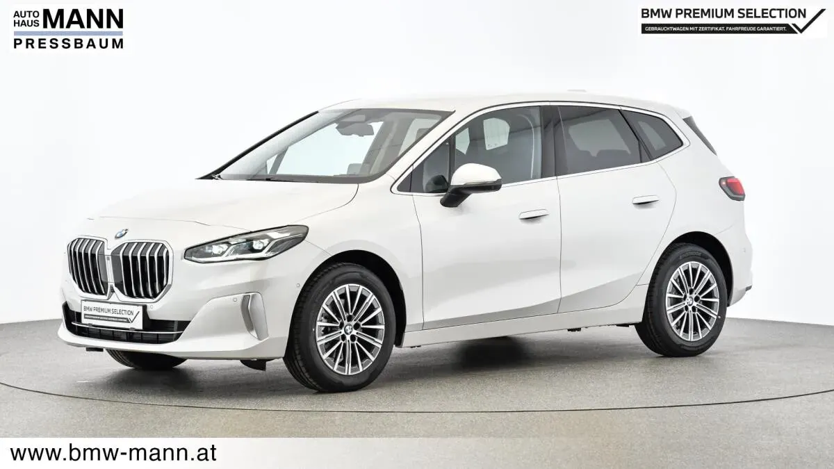 BMW 2 Series 2024 photo 2