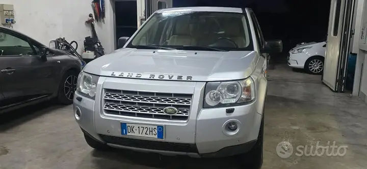 Land Rover Freelander 2006 photo 2