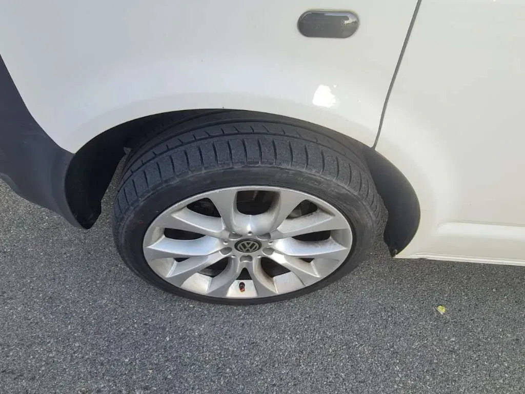 Volkswagen T5 2013 photo 2