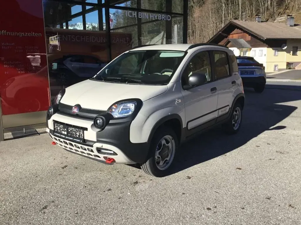 Fiat Panda 2023 photo 2