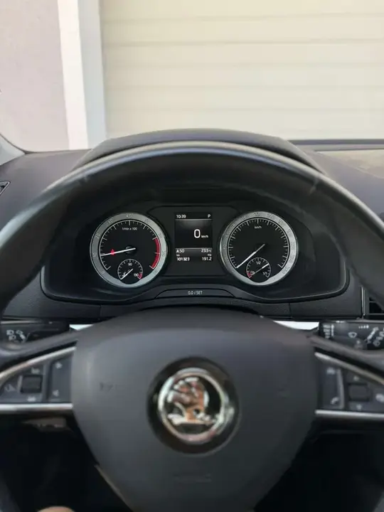 Skoda Karoq 2018 photo 3