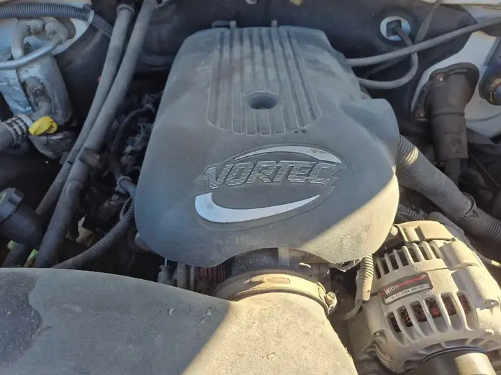 Chevrolet Silverado 2002 photo 3