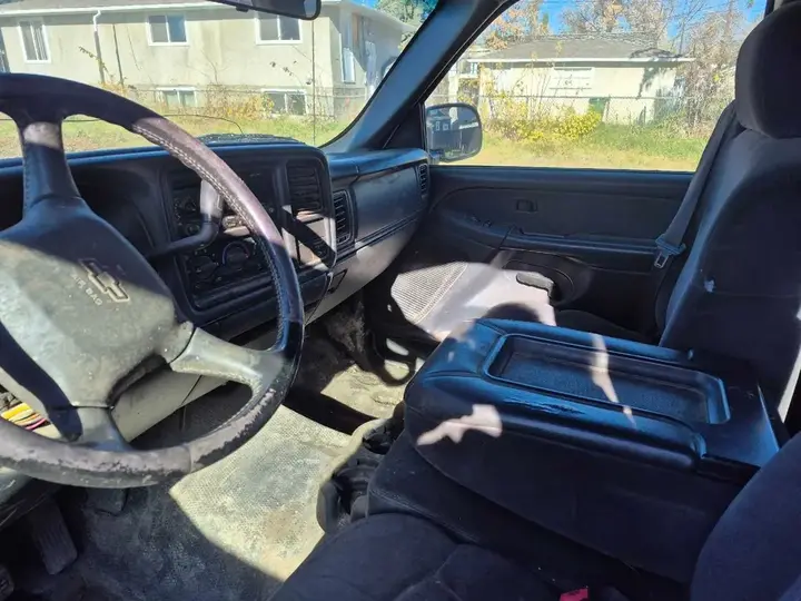 Chevrolet Silverado 2002 photo 4