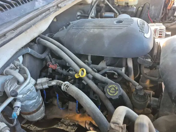 Chevrolet Silverado 2002 photo 2