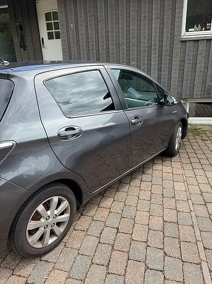 Toyota Yaris 2014 photo 3