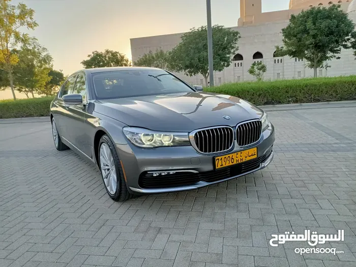BMW 7 Series 2018 photo 4