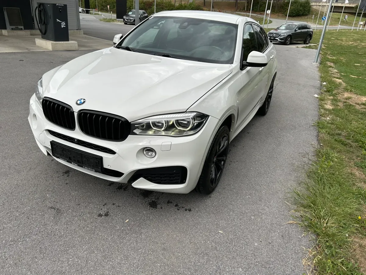 BMW X6 2015 photo 2