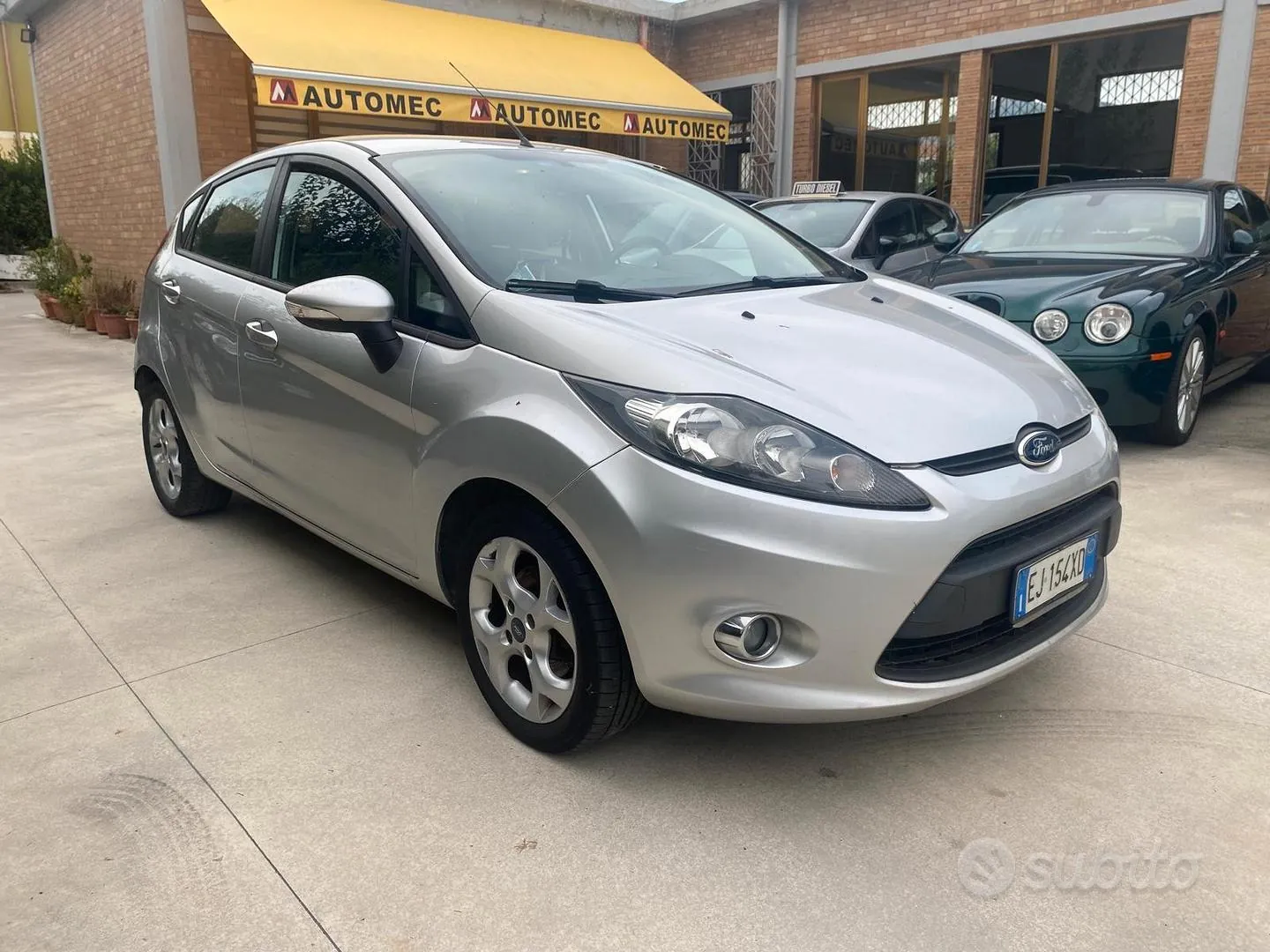 Ford Fiesta 2011 photo 4