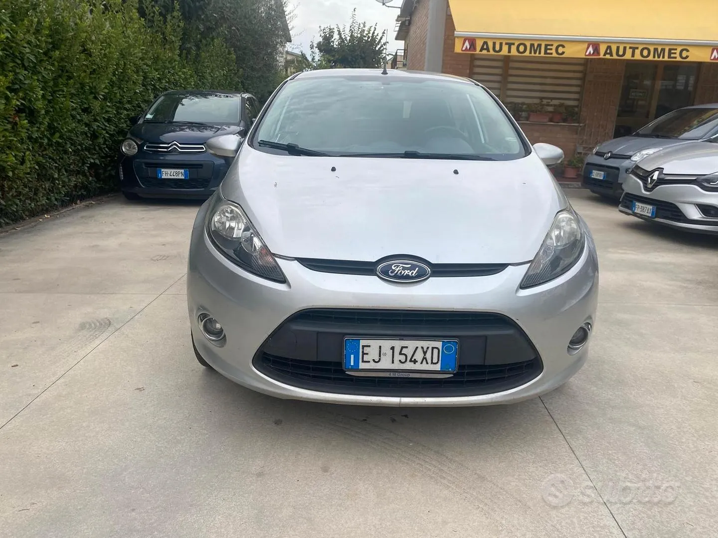 Ford Fiesta 2011 photo 3