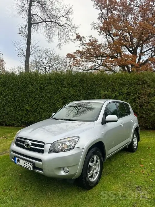 Toyota Rav4 2007 photo 4