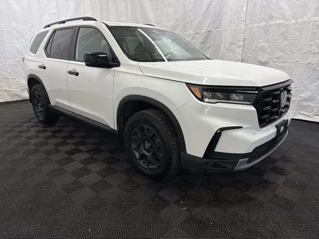 Honda Pilot 2023 photo 2