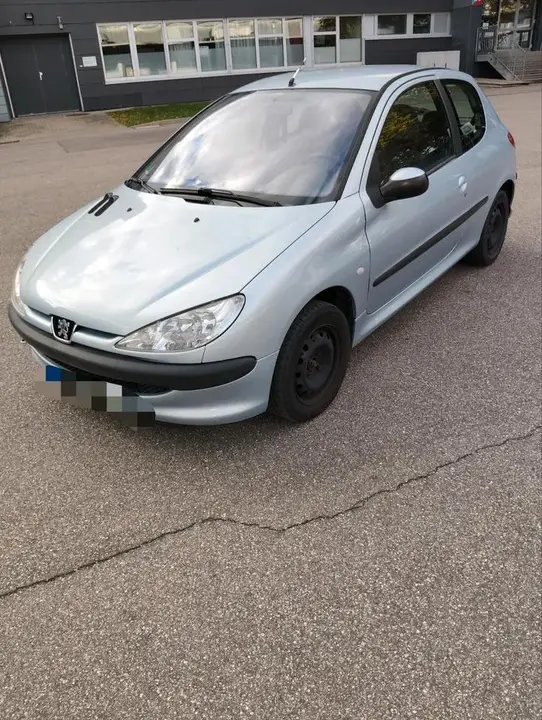 Peugeot 206